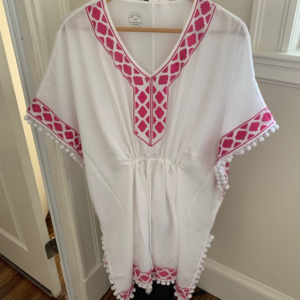 MOTT50 Adele Lurex Embroidered Kaftan Coverup NEW - Picture 6 of 16